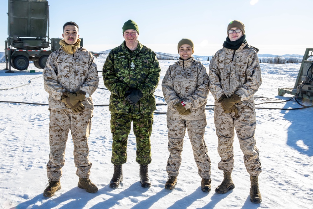 2nd LSB Marines feed Canadian Army Soldiers