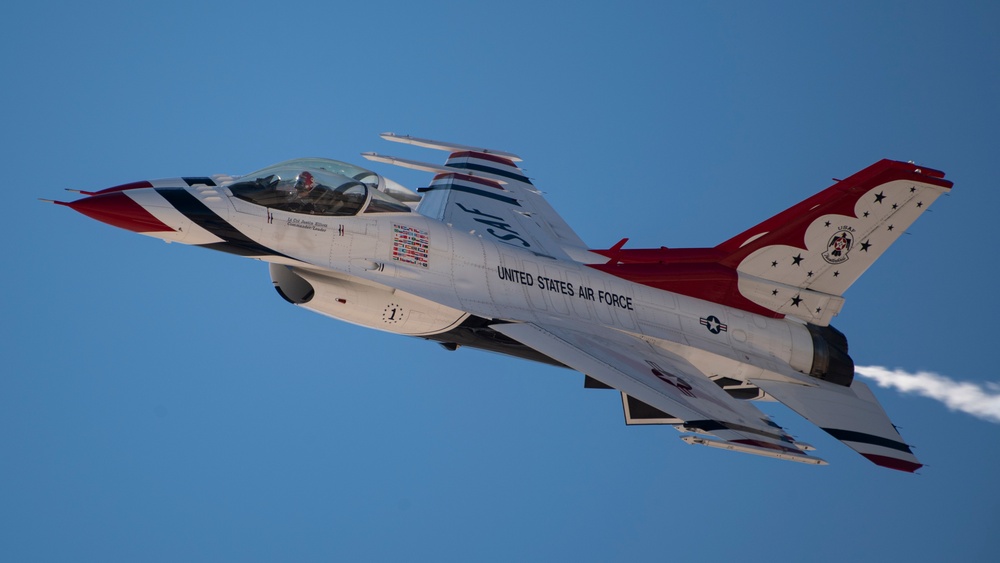 Thunderbirds perform for COMACC certification