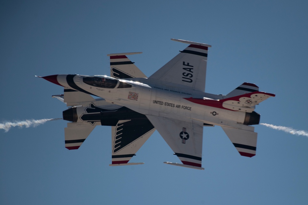 Thunderbirds perform for COMACC certification