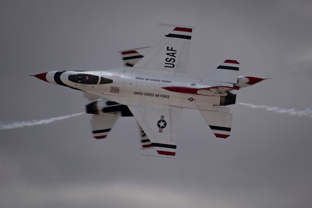 Thunderbirds perform for COMACC certification