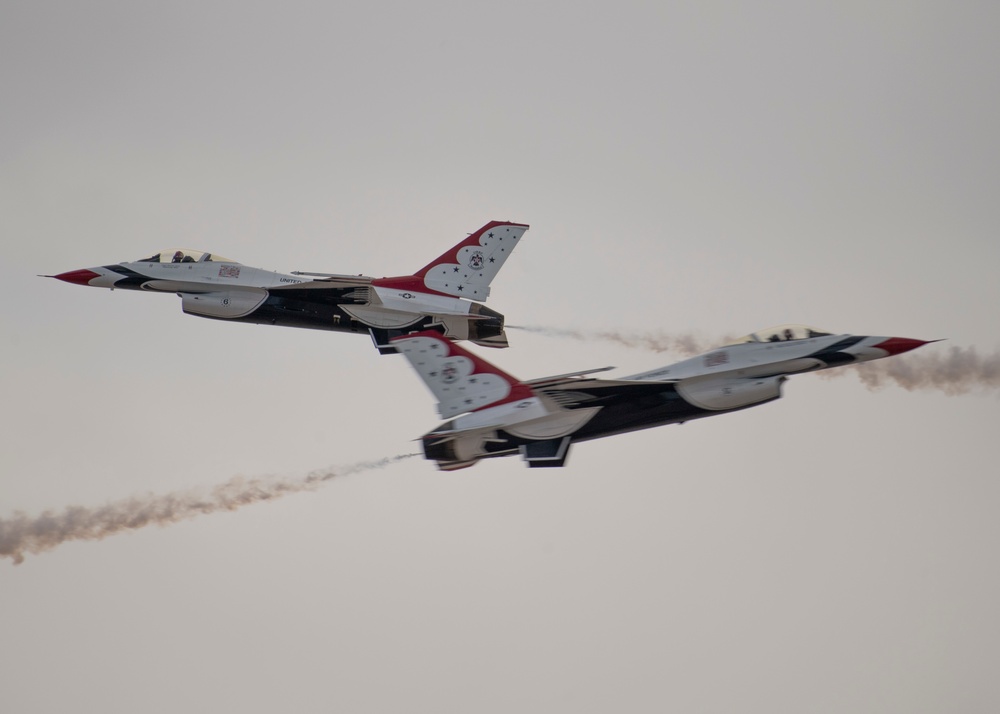 Thunderbirds perform for COMACC certification