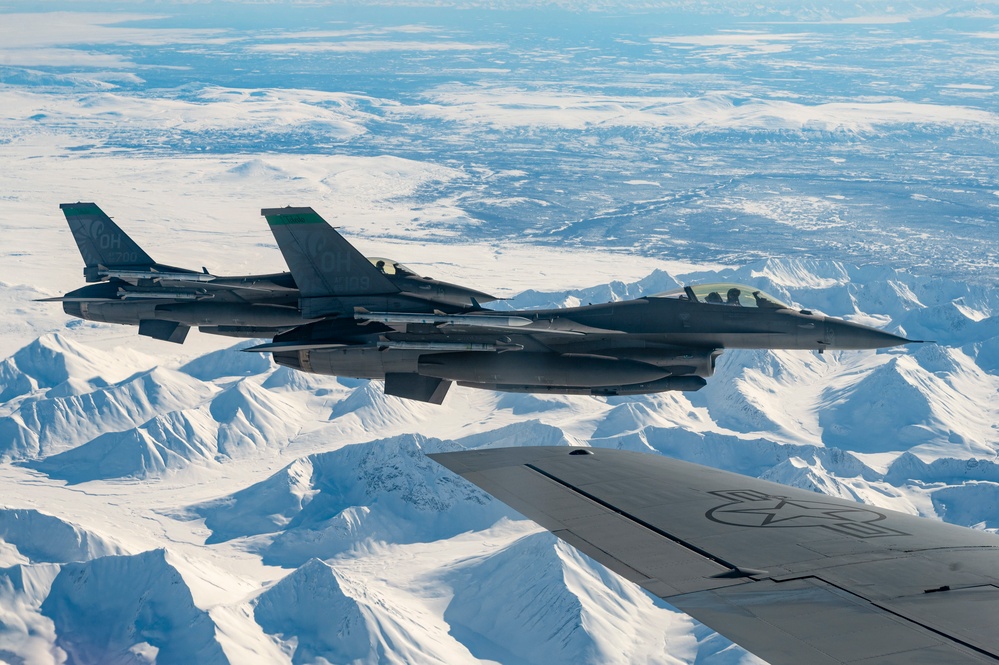 97th ARS refuels 180th Fighter Wing during AE22