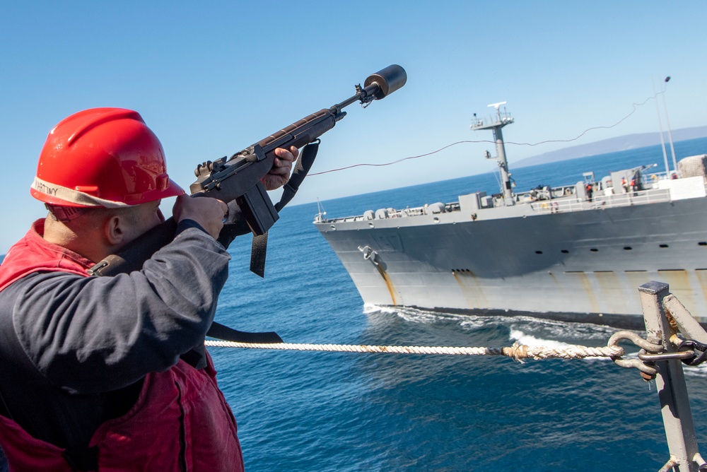 USS Anchorage conducts RAS with USNS Pecos