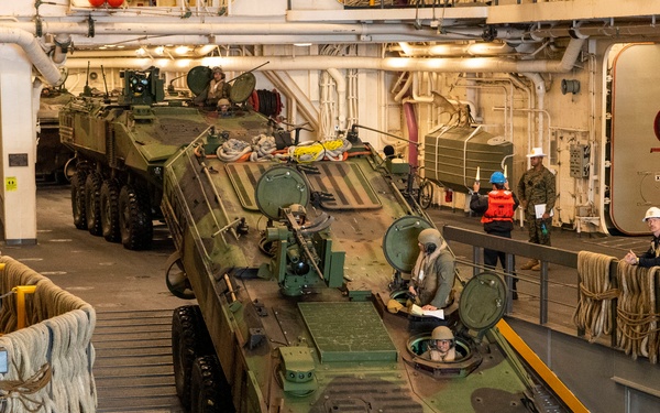 USS Anchorage ACV Operations