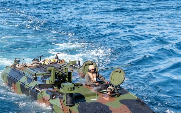 USS Anchorage ACV Operations