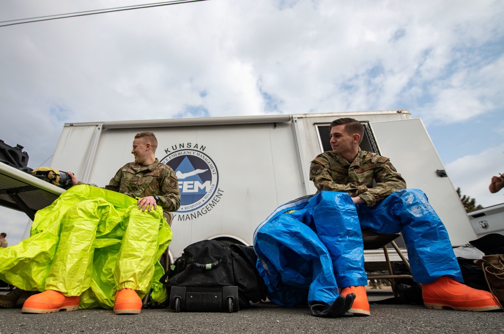 Suit up, scrub down: EM tackles decon training