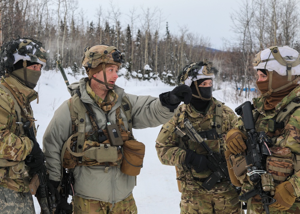 Spartans Conduct Patrols during JPMRC 22-02