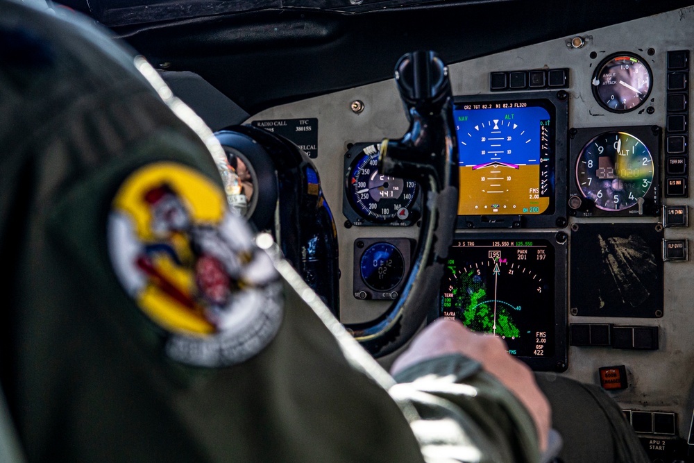 KC-135 refuels aircraft during NOBLE DEFENDER