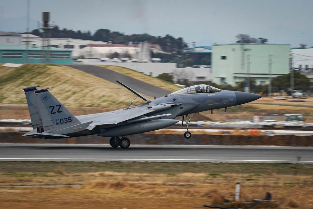 Aviation training relocation kicks off at Tsuiki Air Base