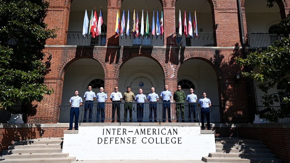 Escola Superior de Guerra Senior Commission Visits the IADC