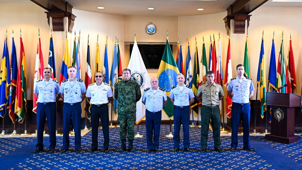 Escola Superior de Guerra Senior Commission Visits the IADC