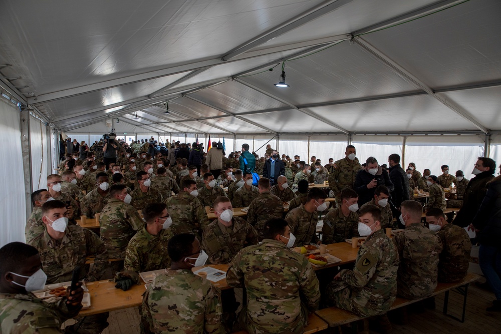 1st Armored Brigade Command Team, 3rd Infantry Division gather for the Bavarian Minister President’s visit