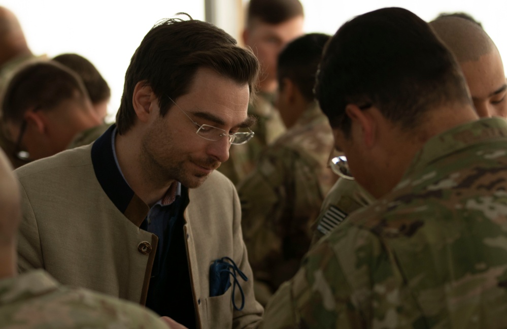 The Minister president of Bavaria Welcomes 3rd Infantry Division Soldiers to Grafenwoehr Training Area