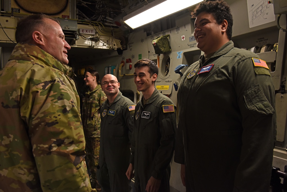 18th AF commander, command chief visit Team McChord