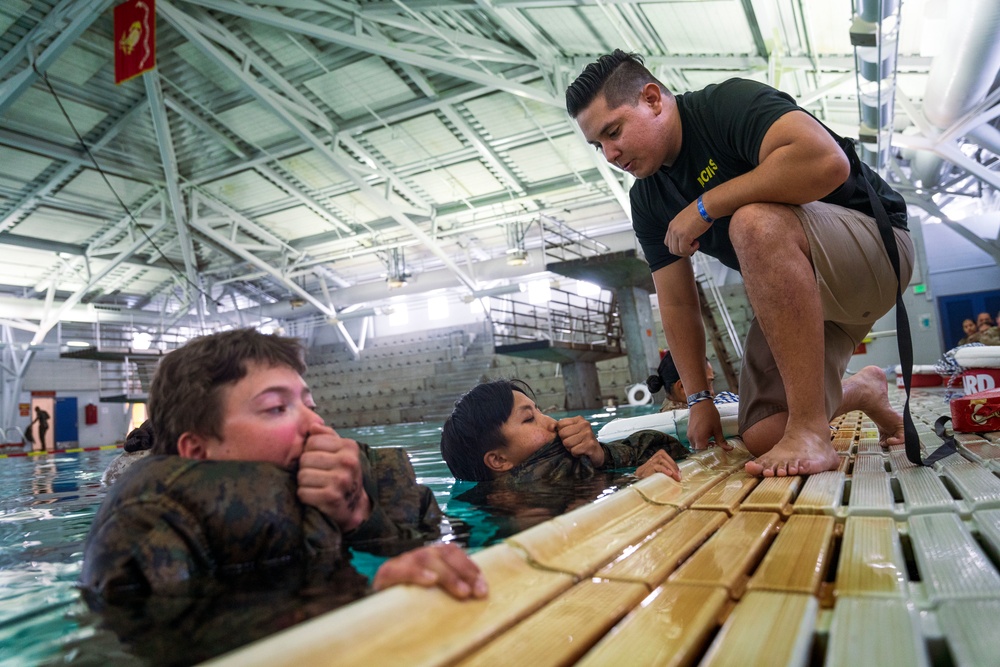 How US Marine Corps recruits become amphibious warfighters