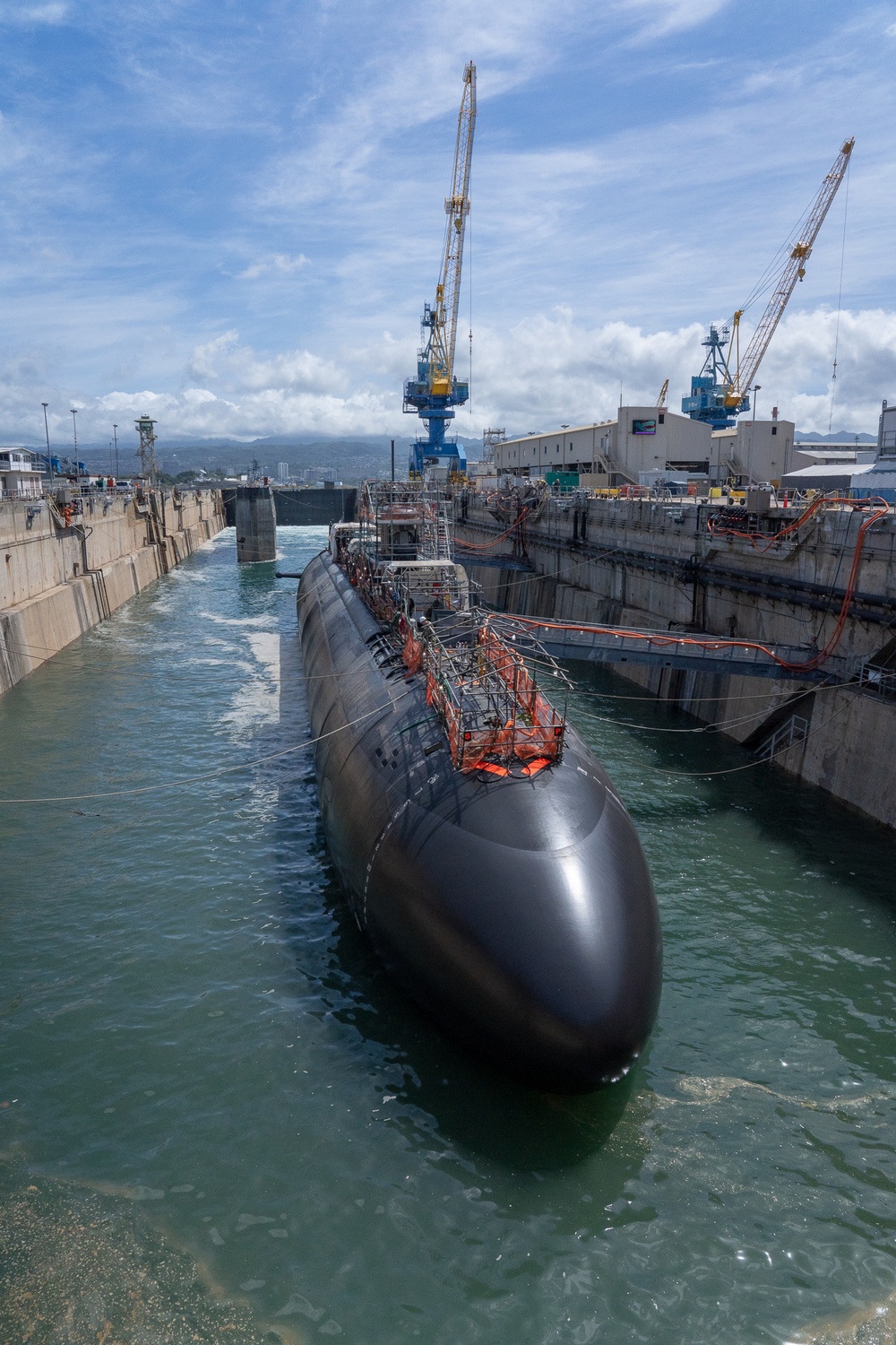 PHNSY &amp; IMF successfully undocks USS Topeka (SSN 754)