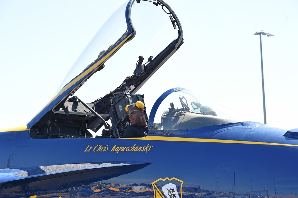 BLUE ANGELS - NAS JRB NEW ORLEANS