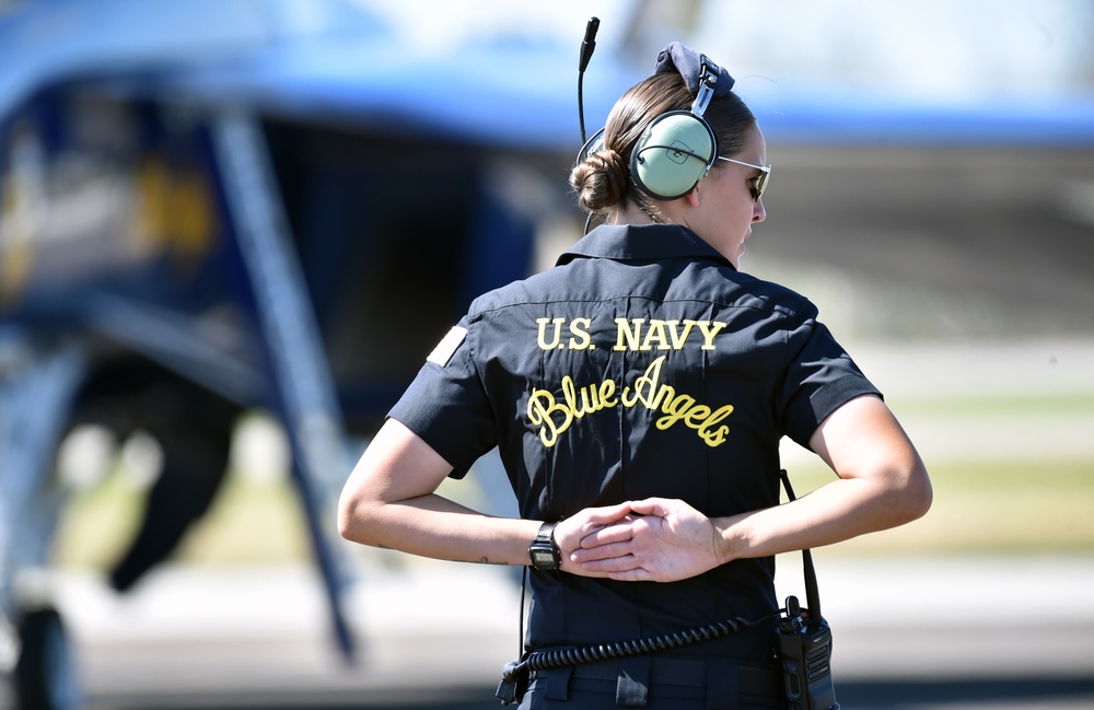 BLUE ANGELS - NAS JRB NEW ORLEANS