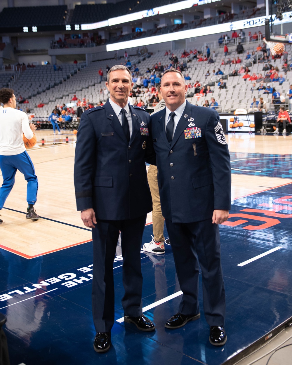 Maj Gen Radliff and Chief Malcom Pause for a Picture