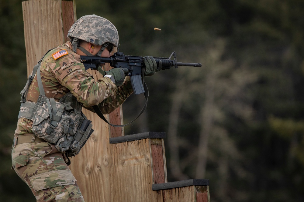 Washington National Guard 2022 Best Warrior competitors perform under pressure