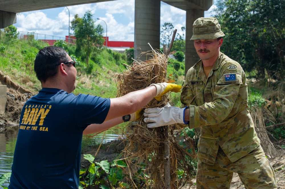 Frank Cable Supports Operation Flood Assist