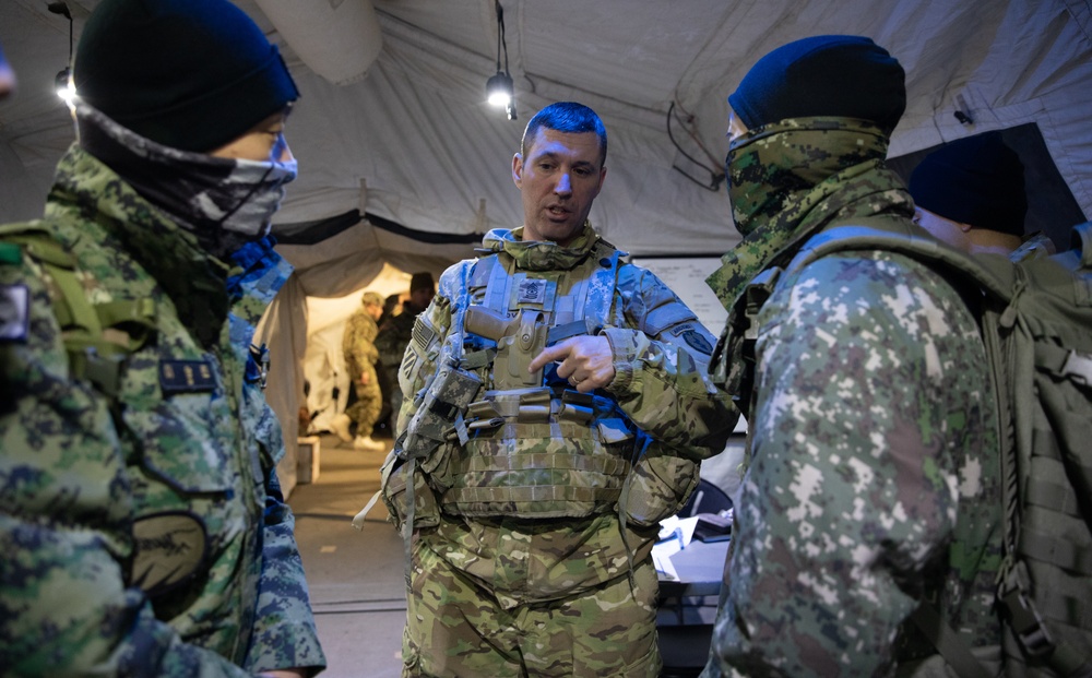 South Korea Special Forces Learn About Infantryman Operations