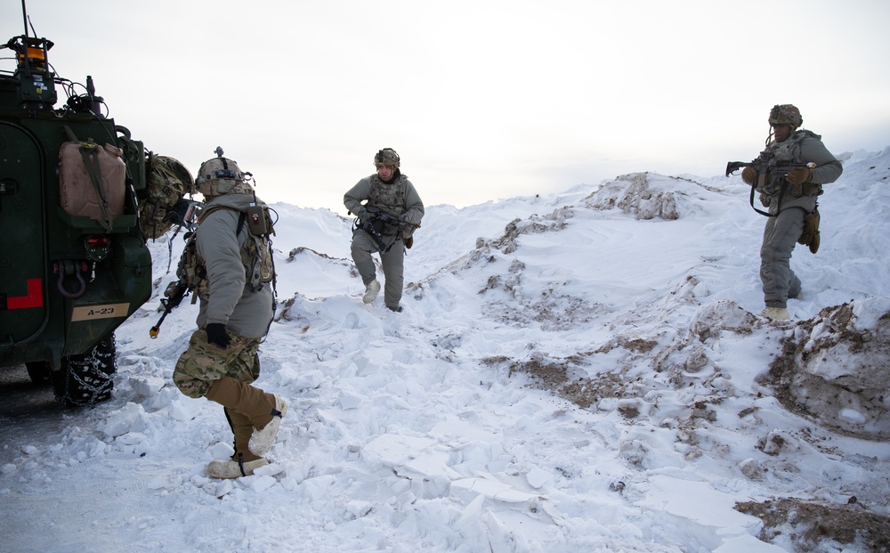 Infantrymen Execute Defensive Movements