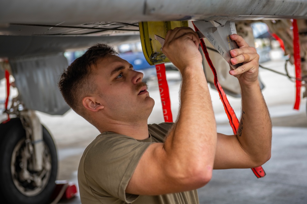 Kadena’s Finest Maintainers Face Off at Shogun Showdown