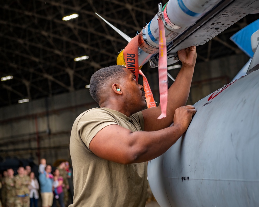 Kadena’s Finest Maintainers Face Off at Shogun Showdown