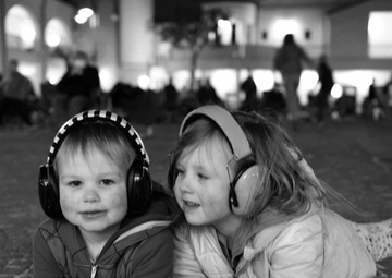 CNE BAND ROCKS MILITARY FAMILIES AT NSA NAPLES SUPPORT SITE