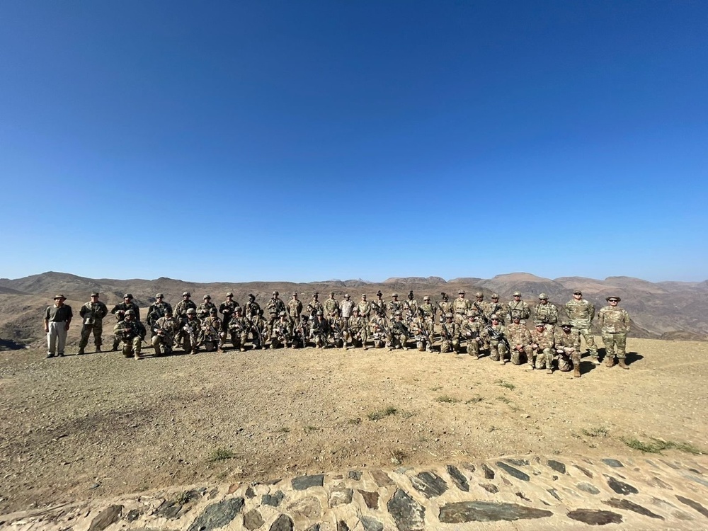 Vermont National Guard Soldiers hone mountain skills with Saudi Arabian Land Forces
