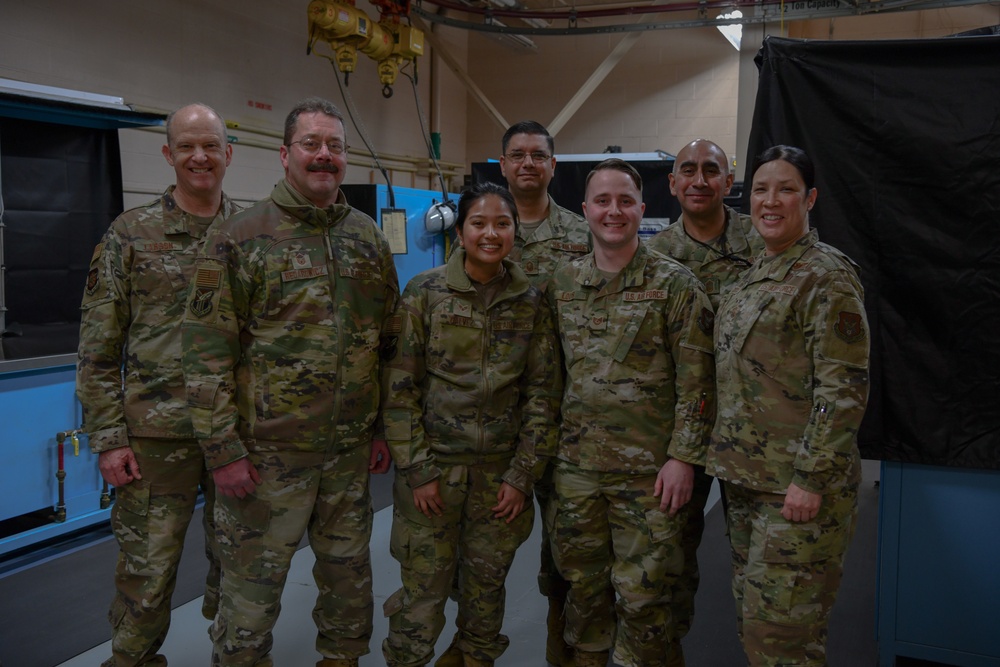 22nd Air Force Commander and Command Chief visit YARS