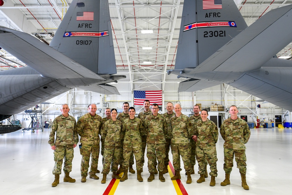 22nd Air Force Commander and Command Chief visit YARS