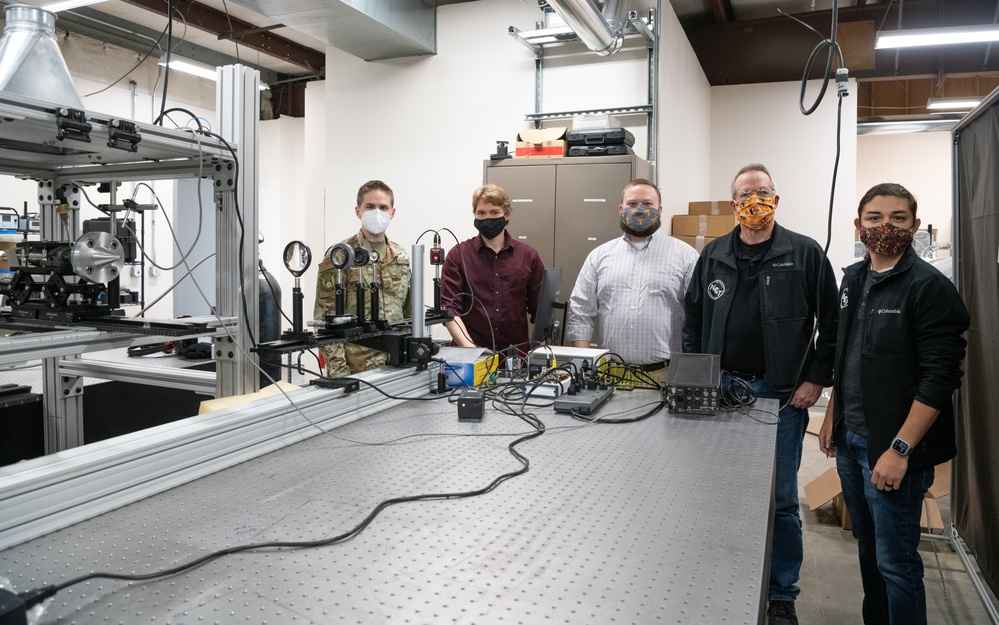 AEDC engineers team with local business, UTSI to apply optical flow visualization to jet engine testing