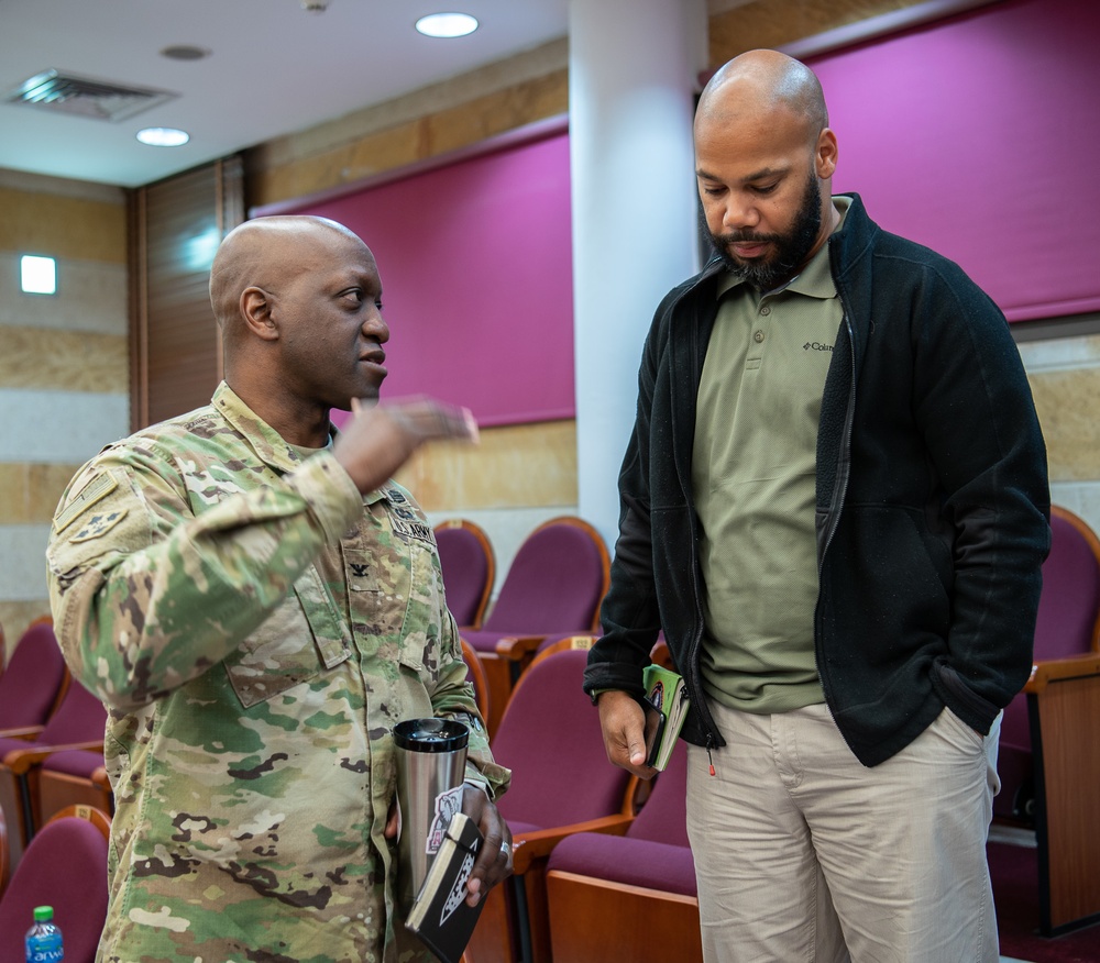 U.S. senior military leaders meet with Kuwait military officials at BPFMR