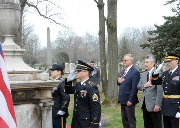 Army Reserve division celebrates past-president’s 185th birthday