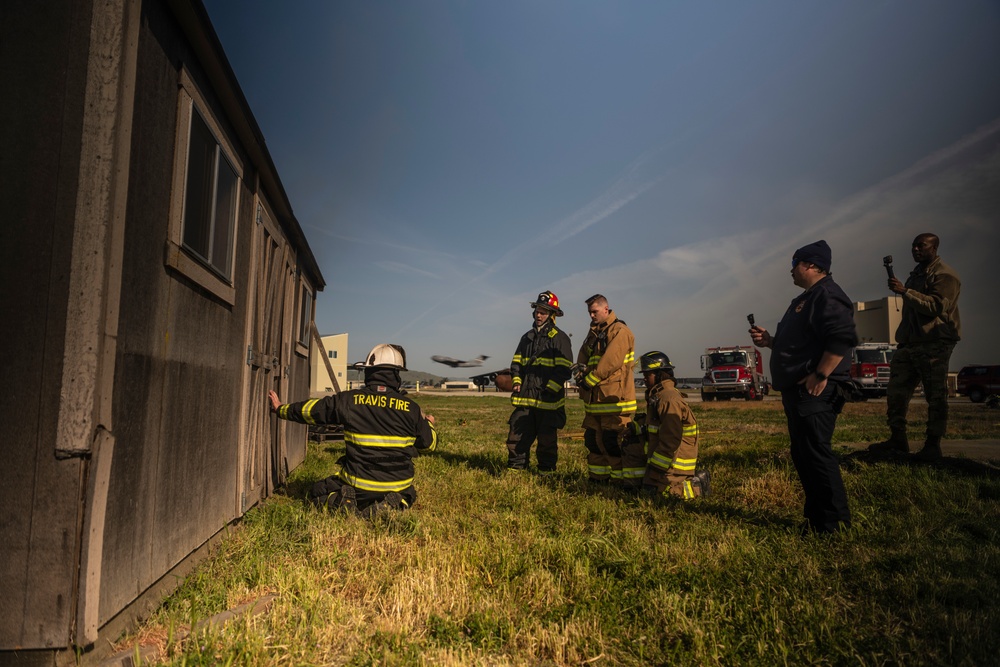 A day training with firefighters of Team Travis