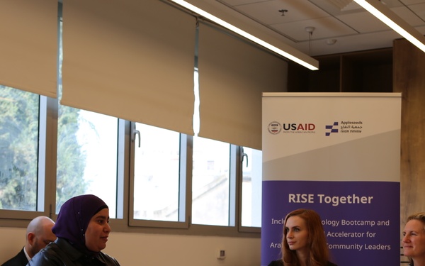 DA Coleman Visit to Apple Seeds