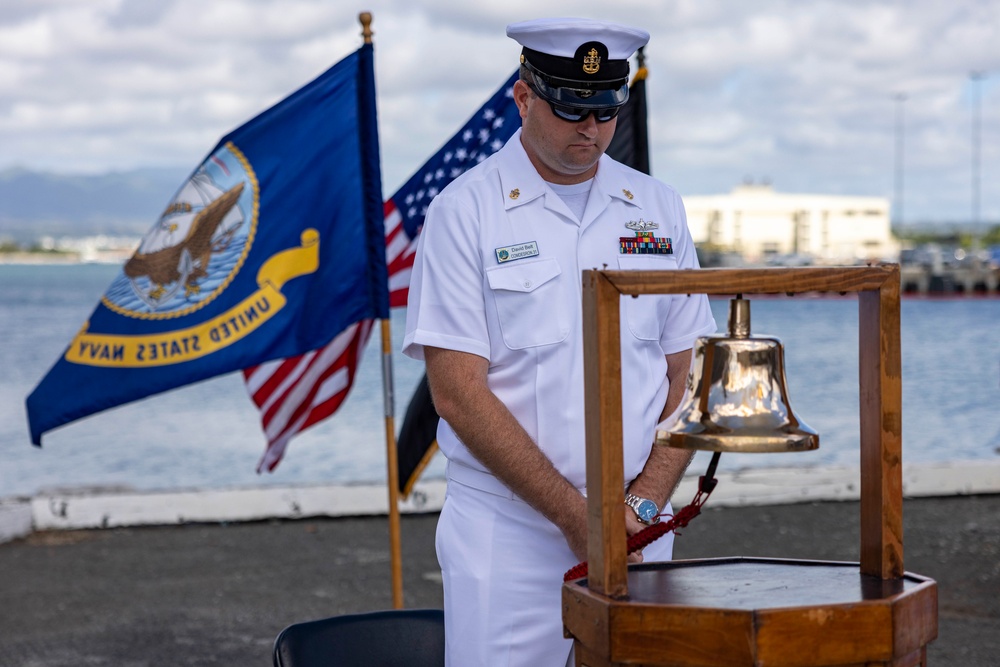 DESRON 31 Holds Change of Command Ceremony