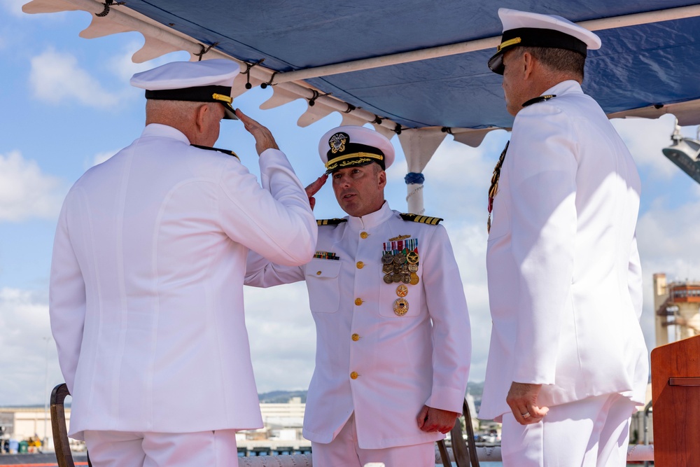 DESRON 31 Holds Change of Command Ceremony