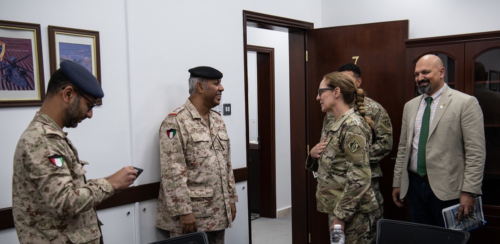 TAD commanding general meets with Kuwaiti FMS official