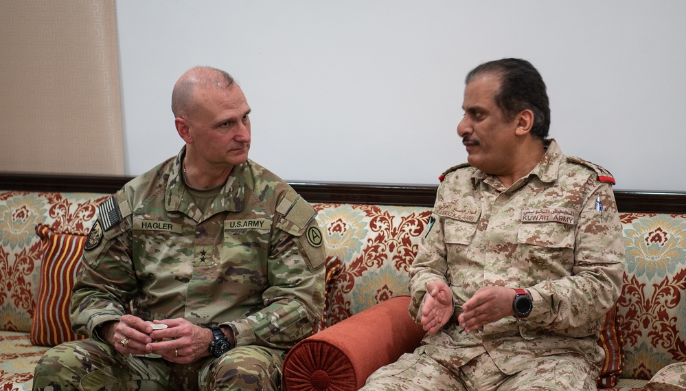 U.S. senior military leaders meet with Kuwait military officials at BPFMR
