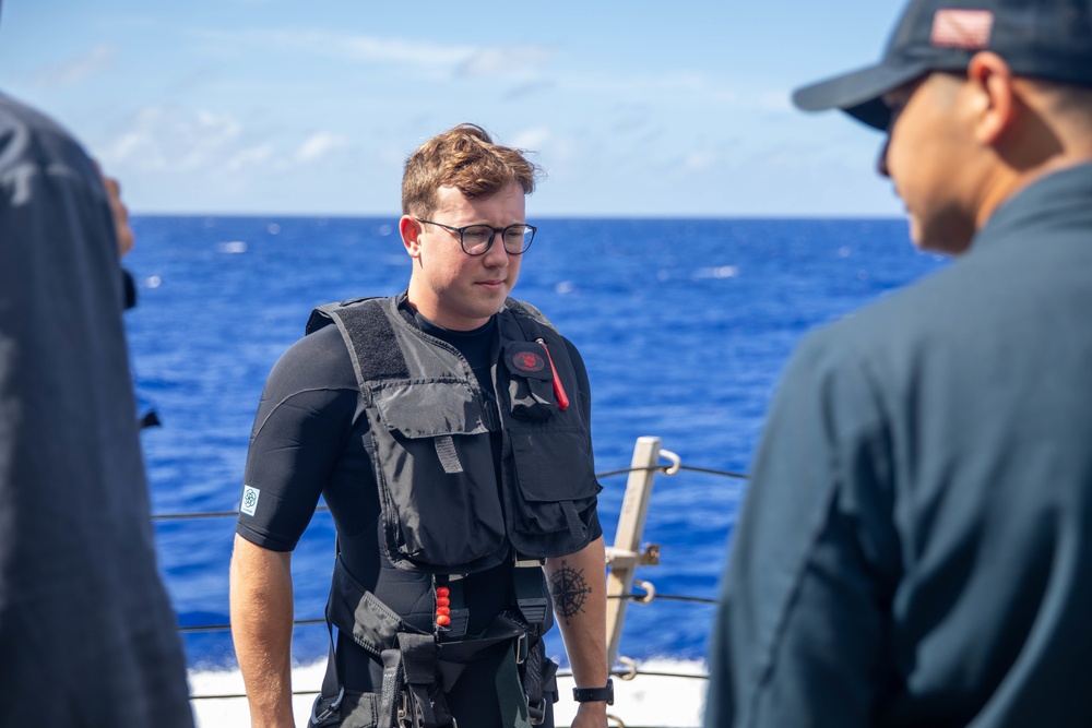 Gunner's Mate Conducts Small Boat Operations on USS Barry