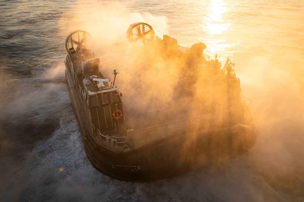 Kearsarge Operates in the Atlantic Ocean