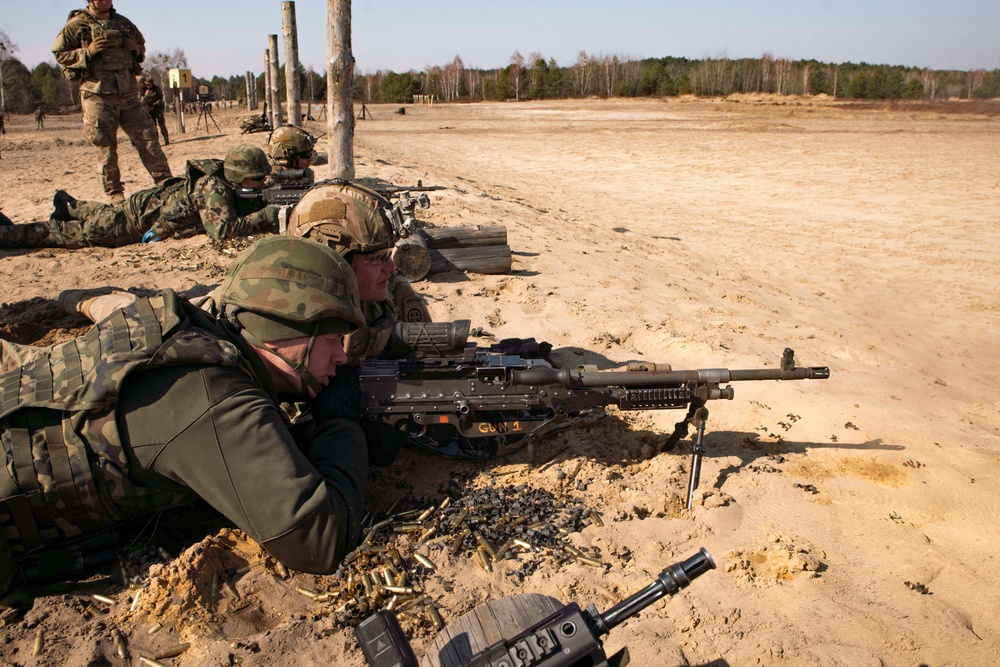 Live fire range training alongside our Polish Allies