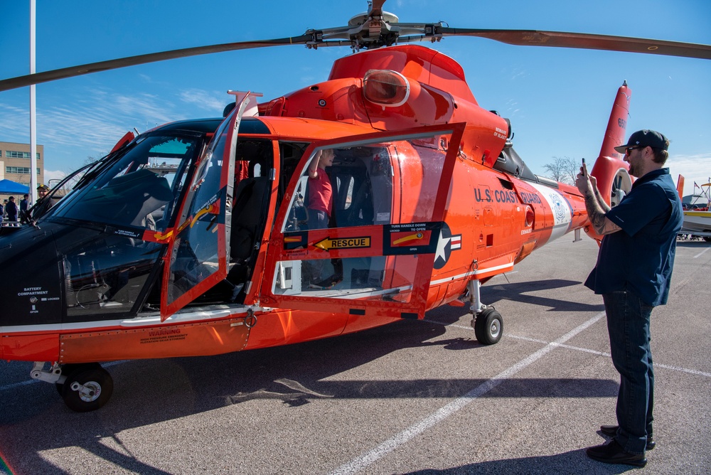 Coast Guard hosts Community Day in Houston, Texas