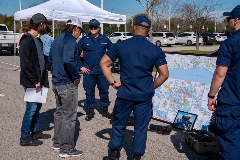 Coast Guard hosts Community Day in Houston, Texas