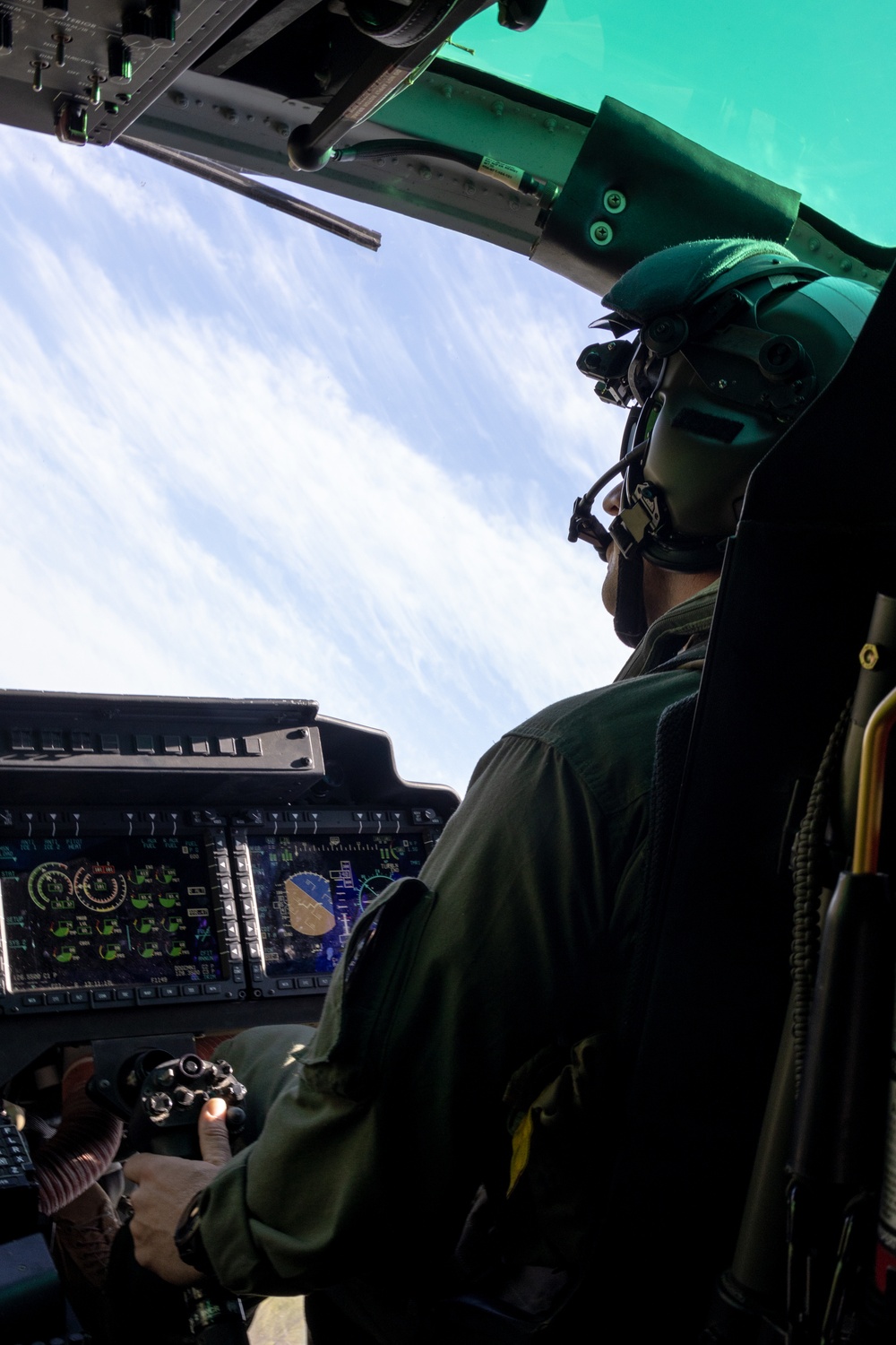 U.S. Service Members Demonstrate the Might of U.S. Air Power during the New Orleans Air Show