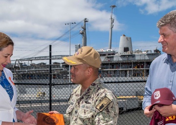Queensland’s Premier Visits Frank Cable