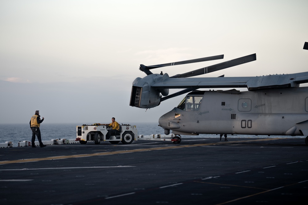 Kearsarge Operates in the Atlantic Ocean